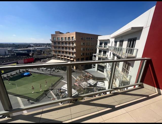631M² OFFICE TO LET IN MELROSE ARCH